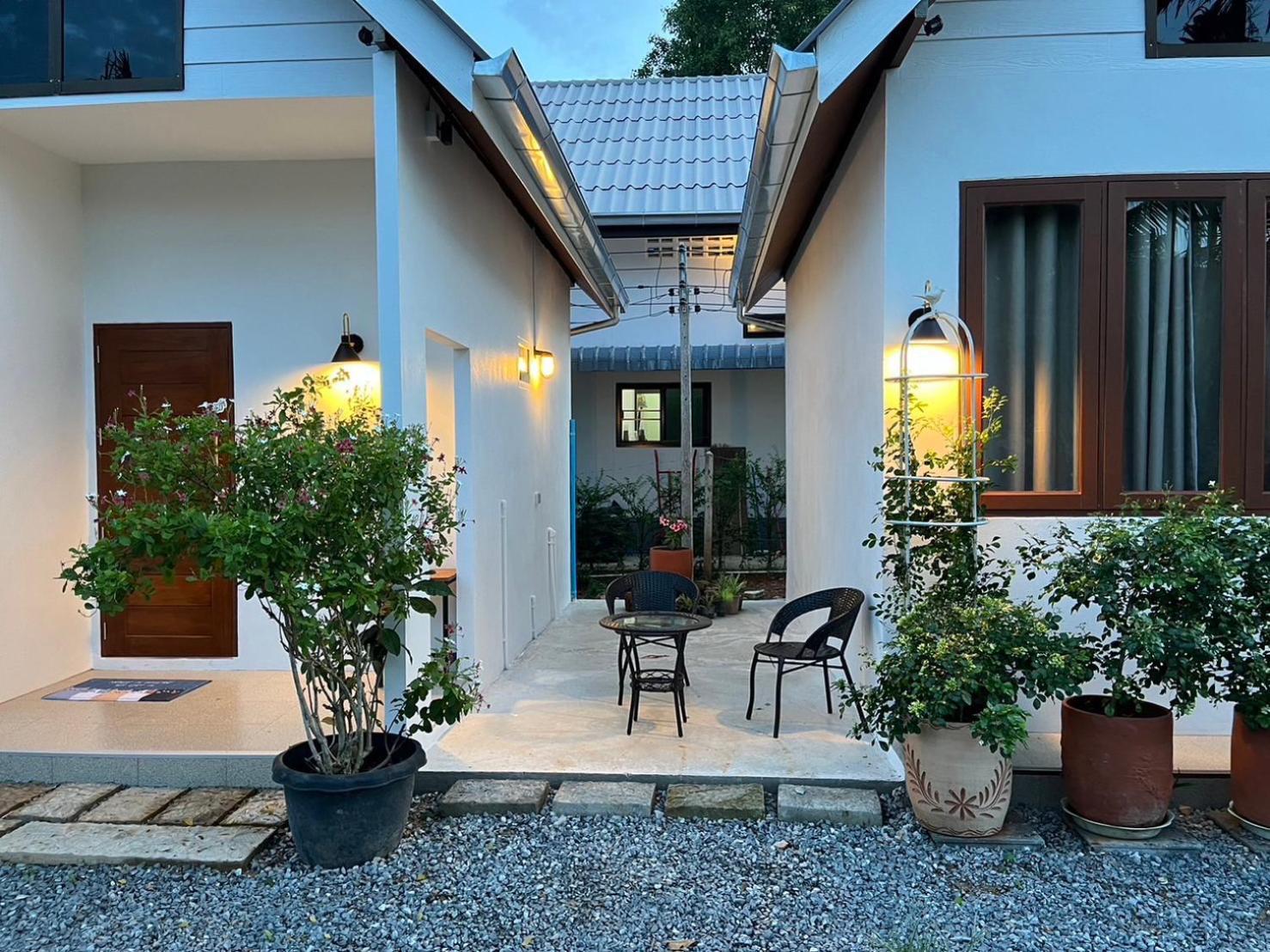 ครูหนูบ้านพัก แหลมงอบ Krunou Baanpak Trat Exterior photo