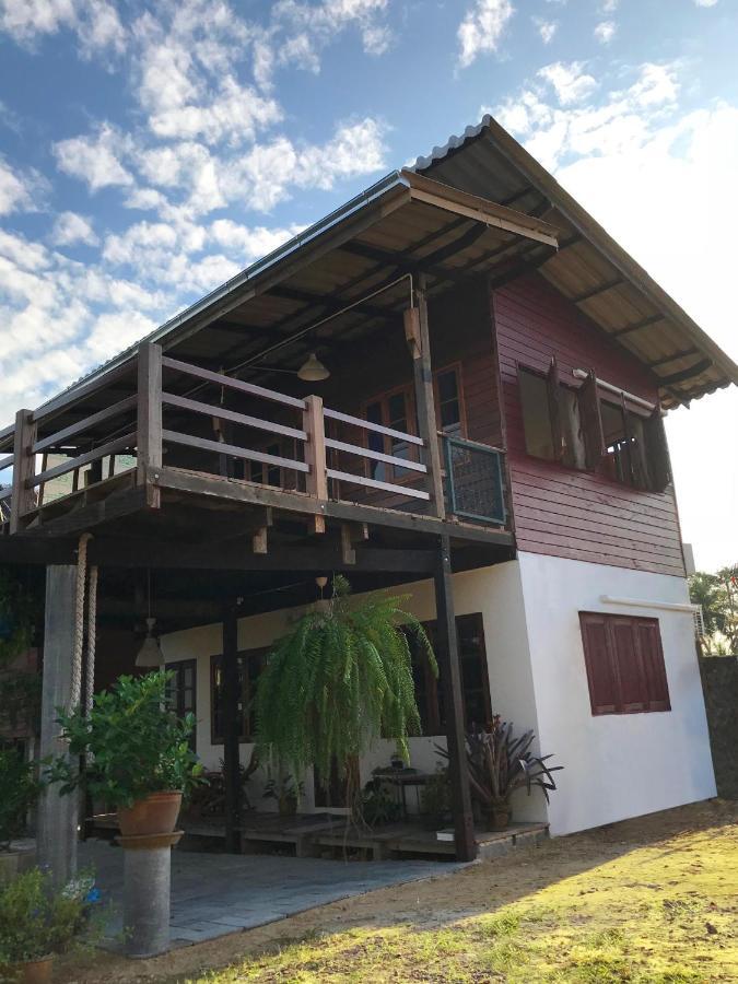 ครูหนูบ้านพัก แหลมงอบ Krunou Baanpak Trat Exterior photo